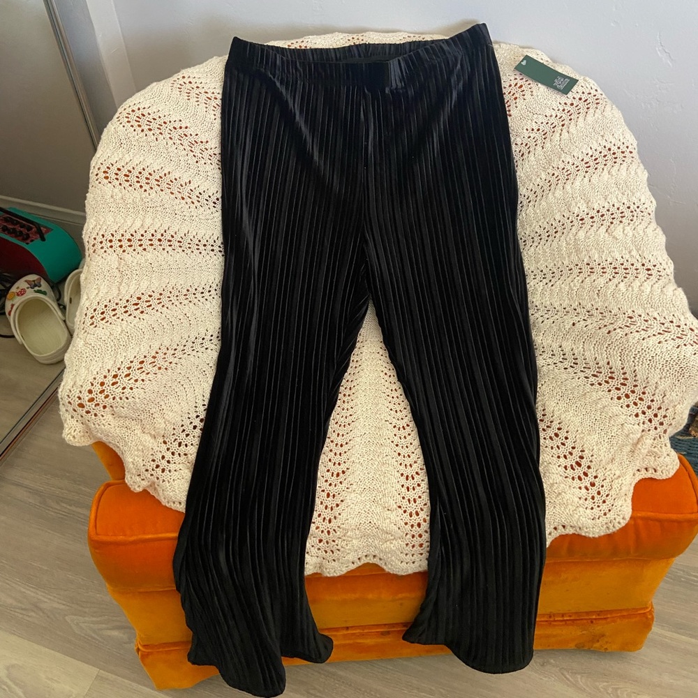 Never Worn Comfy Velvet Flare Pants